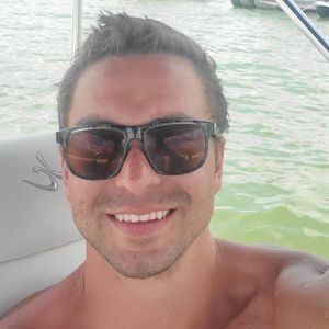 Meet your Posher, Christopher